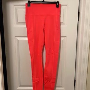 NWT FABLETICS MOTION 364